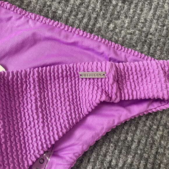 Billabong Size Medium Bikini Bottom Purple Summer High Tanga Skimpy Coverage NEW - Picture 9 of 11